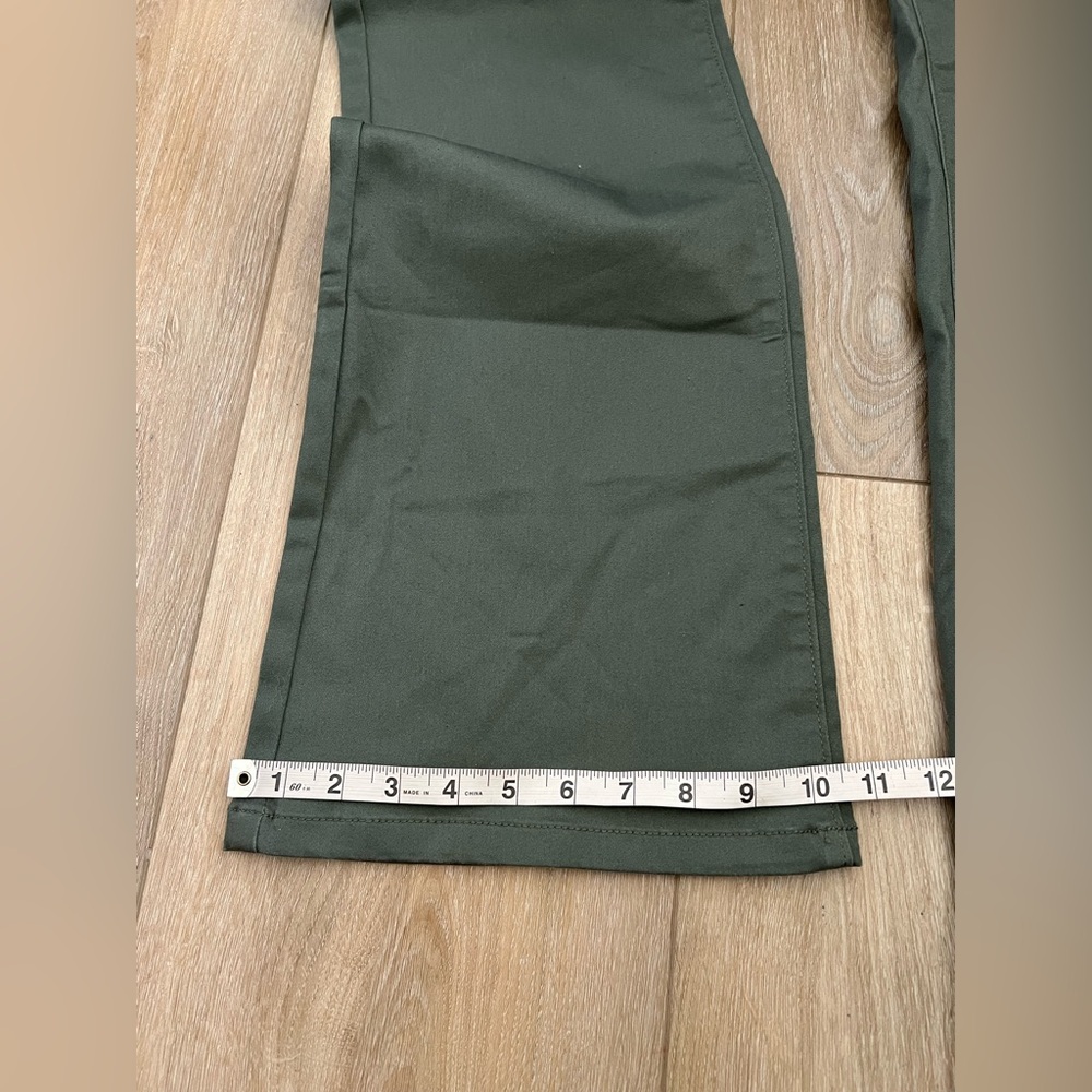 Zenana Outfitters Olive Green Women's Pants - Picture 8 of 11